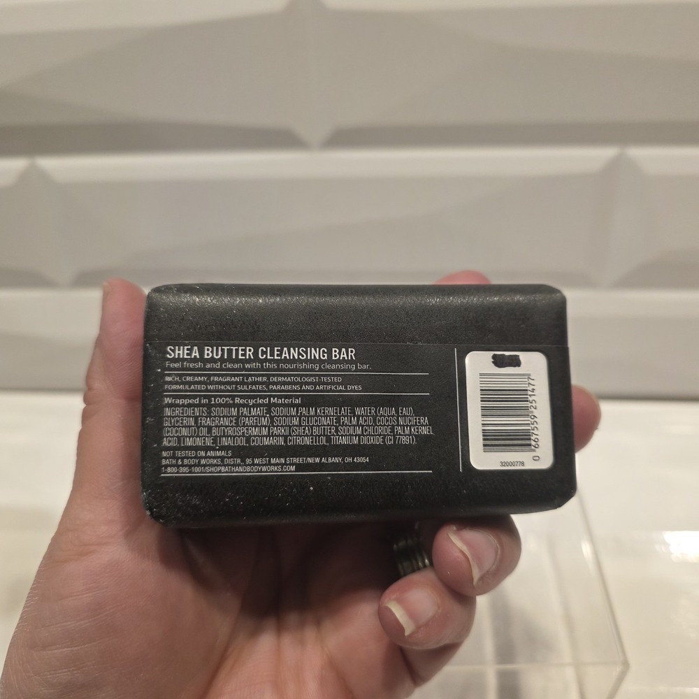 Bath & Body Work Men's-Graphite 3 Pc set 3-1 Hair Face & Body, Body Cream & Soap - Picture 8 of 8